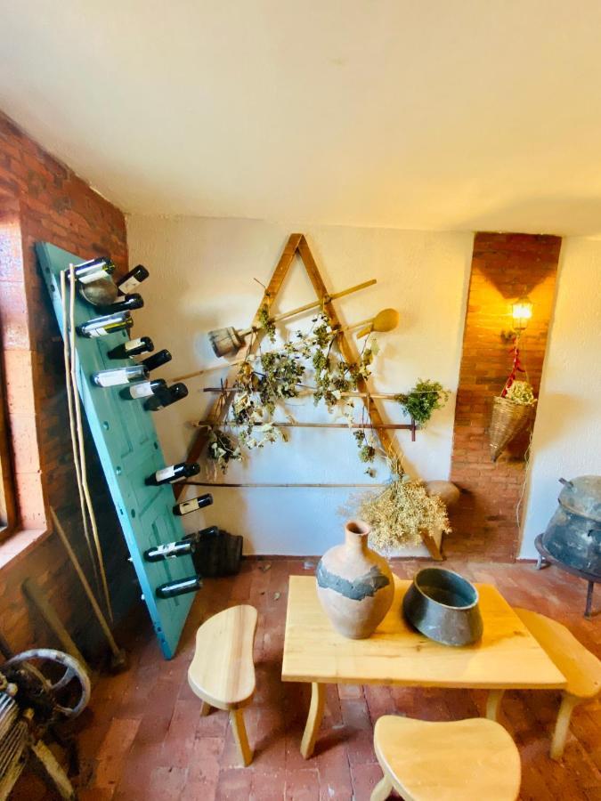 Guesthouse Zedafoni Zestafoni ภายนอก รูปภาพ